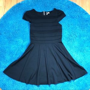 Elle Ribbed Fit Flare A-line Mini Dress Black sz8